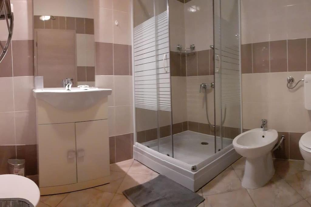 Vis - Luxury Holiday Villa With Swimming Pool מראה חיצוני תמונה